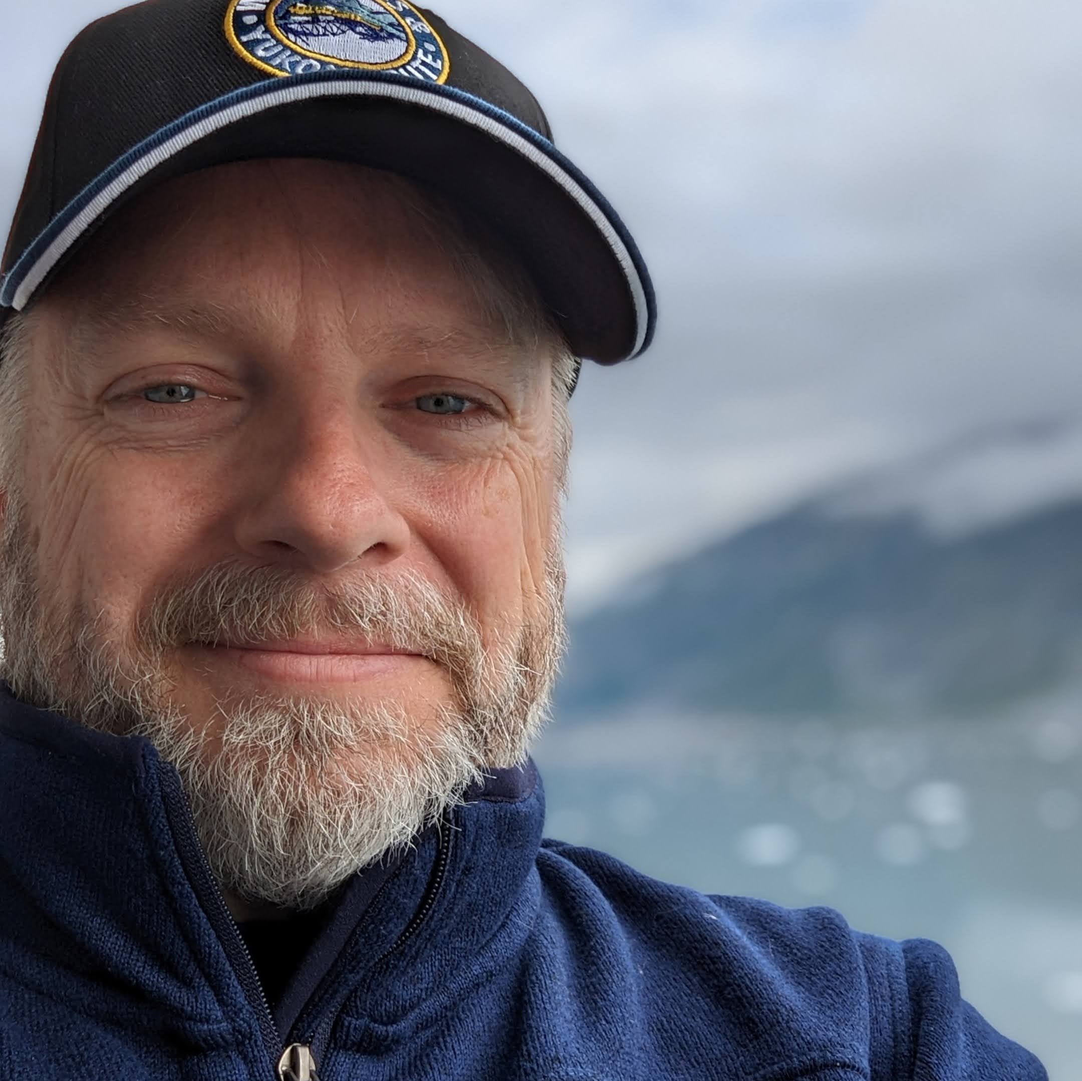 Headshot of Jeremy Morton